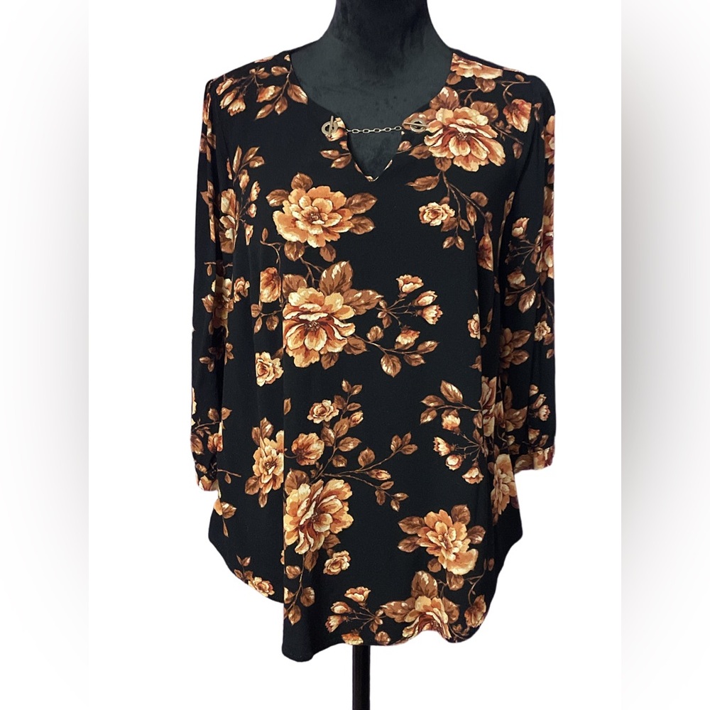 Torrid Black Floral Blouse with Brown Rose Print – Size 00